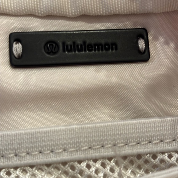 Lululemon Belt Bag - Picture 5 of 5